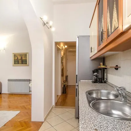 Apartment Luka Šibenik